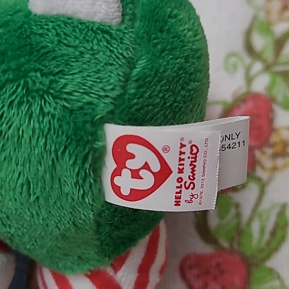 Sanrio TY Hello Kitty Christmas Elf Plush - Picture 5 of 5
